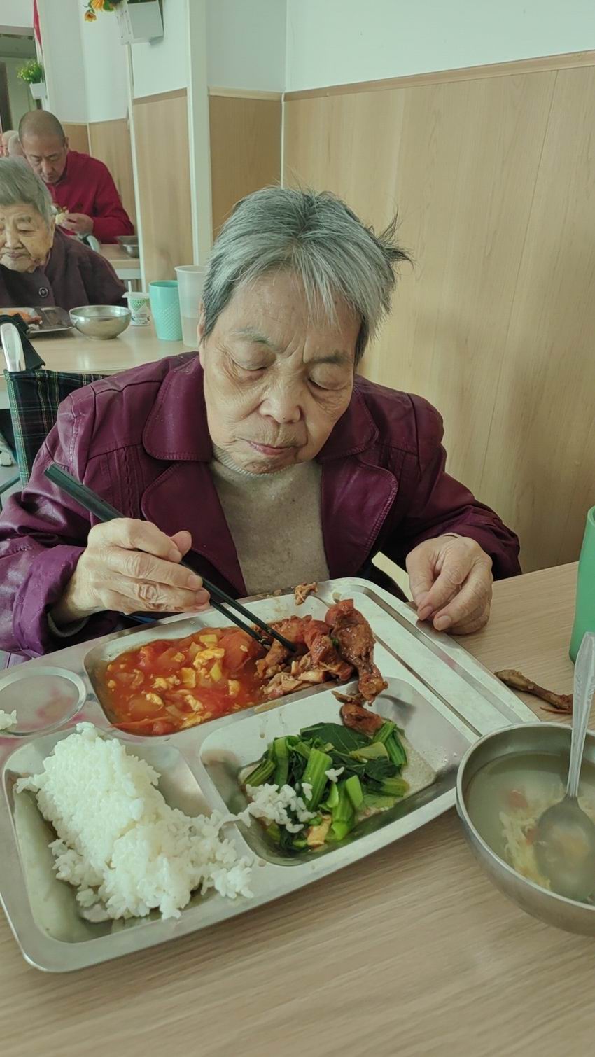 老人日常生活